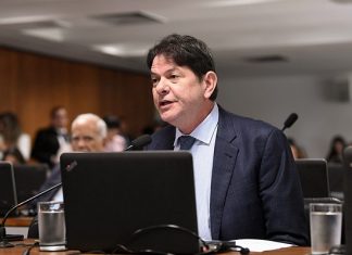 Cid defende Júnior Mano em caso na PF: ‘A pessoa ser investigada ou denunciada não quer dizer nada’