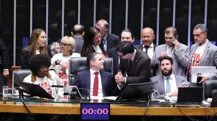 fim da escala 6x1