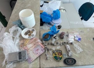 Crateús CE – Força Tática realiza prisão por tráfico de drogas no Conjunto Frei Damião.