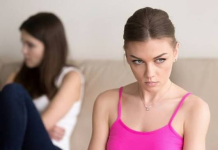 Quando sua amiga critica seu relacionamento: cuidado!