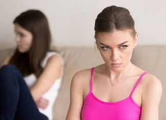 Quando sua amiga critica seu relacionamento: cuidado!
