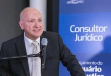 Jornalista Márcio Chaer morre ao tentar perseguir bandido após sofrer roubo de celular